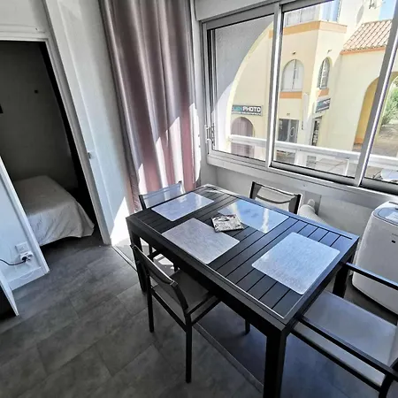 Apartment Les Terrasses Du Port - 2 Pieces 4 Couchages Port Mae-7394